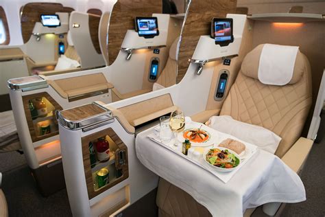 ek 777 business class